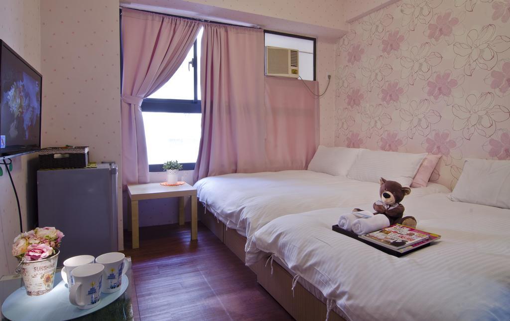 Star Hostel Тайчжун Экстерьер фото